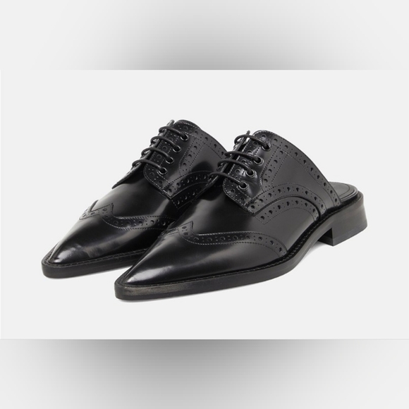 NWT ❤️ Victoria Beckham Classic Black Oxfords - Picture 6 of 8